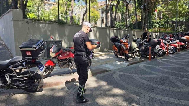 Bandırma&rsquo;da trafik denetimleri arttı, ara&ccedil; kontrolleri 71 bini aştı 5