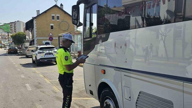 Bandırma&rsquo;da trafik denetimleri arttı, ara&ccedil; kontrolleri 71 bini aştı 1