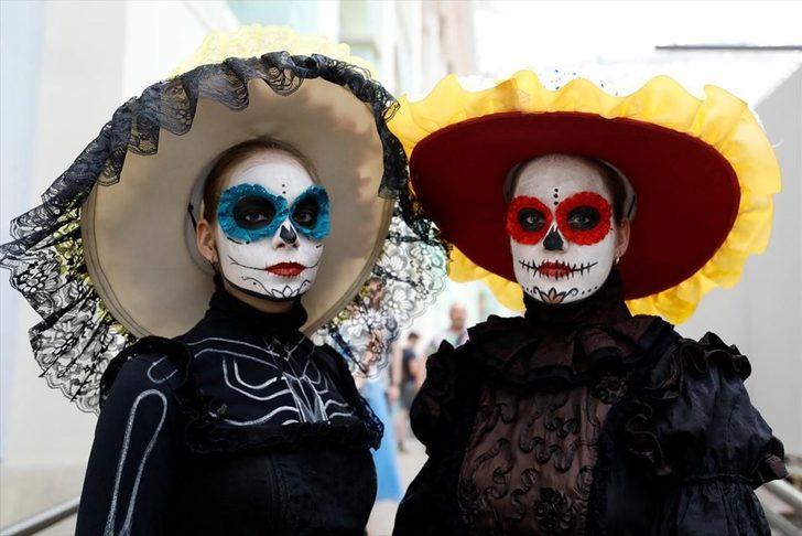 Moskova'da 'Ölüler Günü' festivali  G5