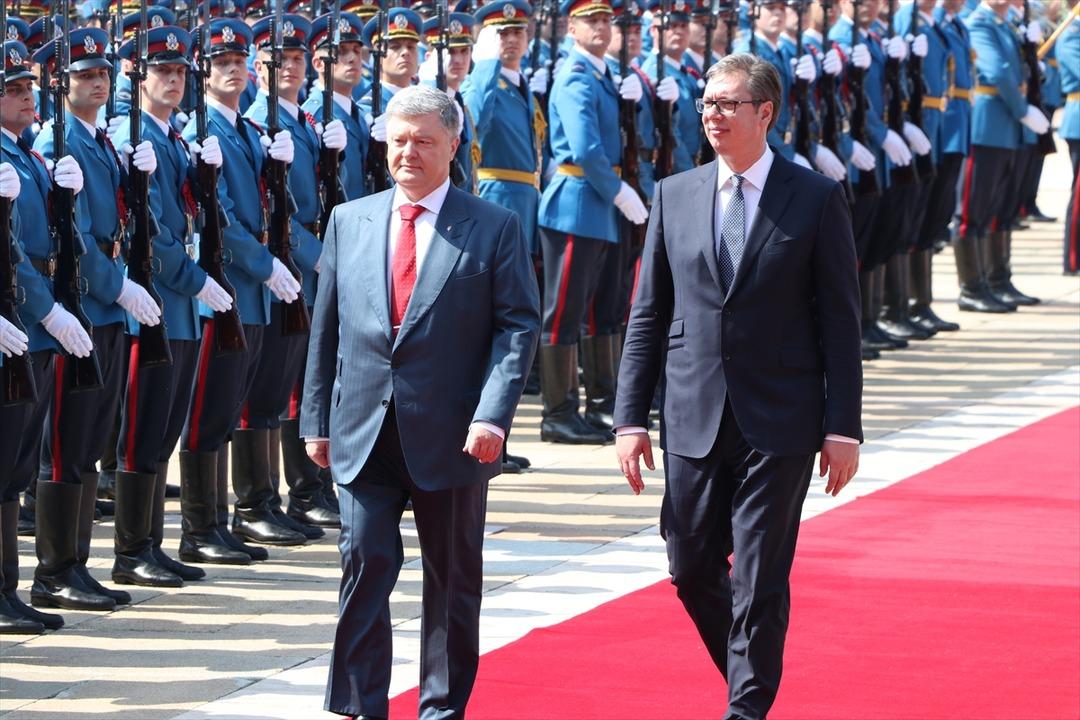 "Sırbistan, Kosova meselesini bir an &ouml;nce &ccedil;&ouml;zmeli"