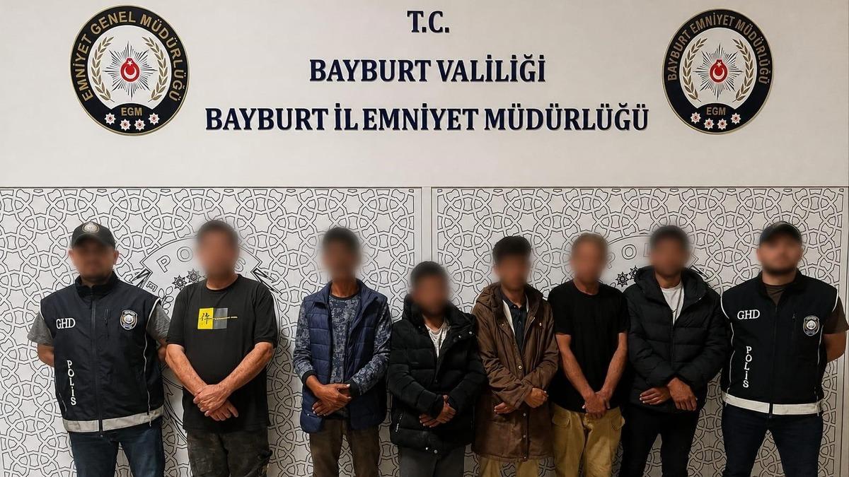 Bayburt’ta 6 düzensiz göçmen yakalandı - Güncel Haberler