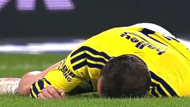 Kafa travması geçirip hastaneye kaldırılmıştı! Kerem Aktürkoğlu'ndan açıklama geldi