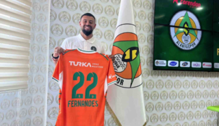 Alanyaspor'dan transfer! Resmen a&ccedil;ıklandı 