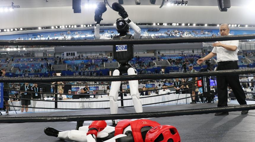 &Ccedil;in'de D&uuml;nya İnsansı Robot Oyunları t&uuml;m hızıyla devam ediyor