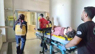 Adıyaman&rsquo;da iki otomobil &ccedil;arpıştı: 1 yaralı