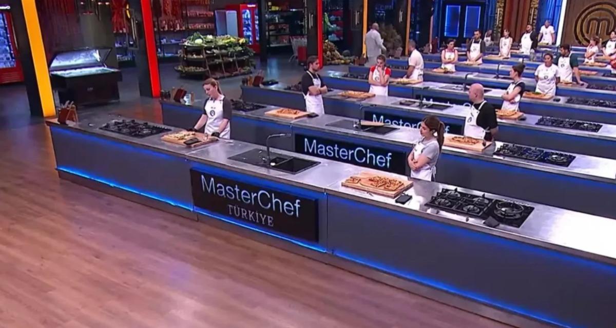 MasterChef’te Gül’ün hikâyesi yürek burktu: Mehmet Şef’ten destek sözü 1