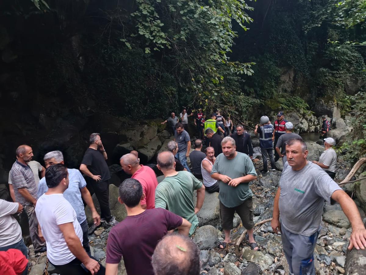 Ordu da acı olay! Dere kenarında 2 kız kardeşin cansız bedenleri bulundu 1