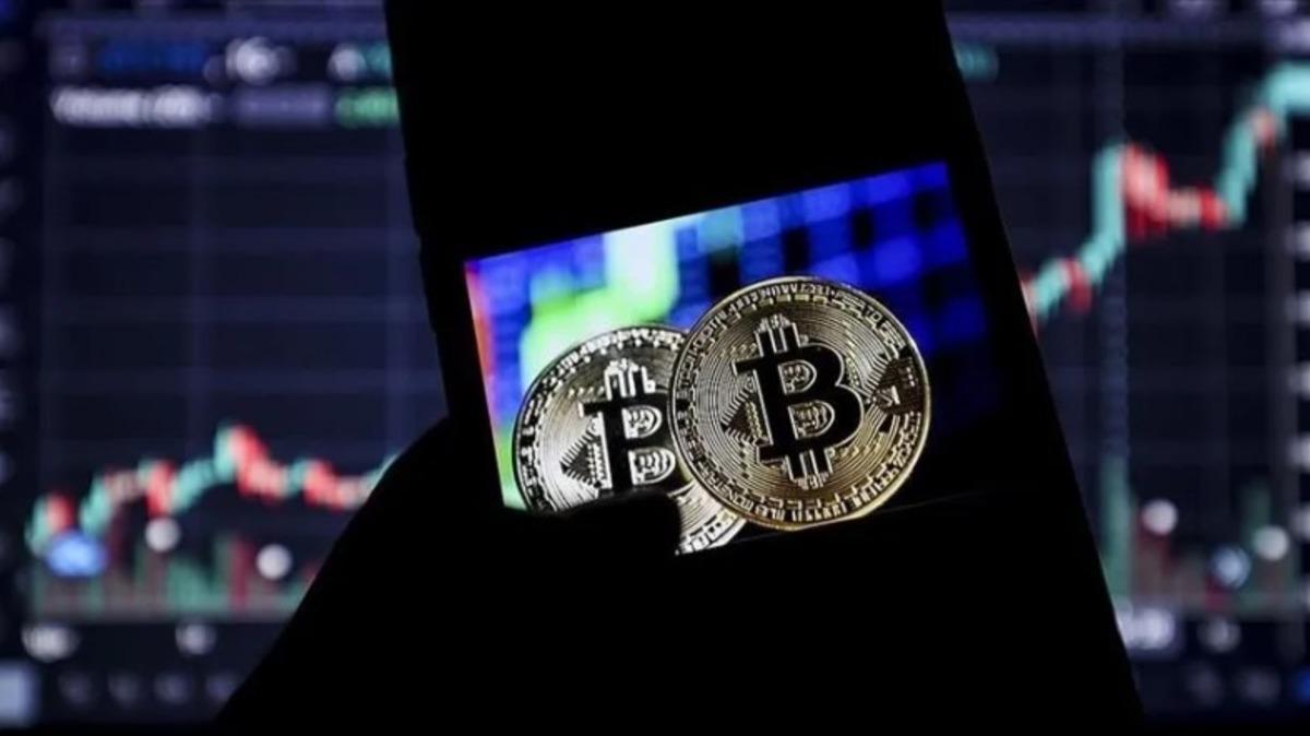 Bitcoin de r&uuml;zgar tersine d&ouml;nd&uuml;  B&ouml;ylesi 10 yılda sadece 2 kez yaşandı  3