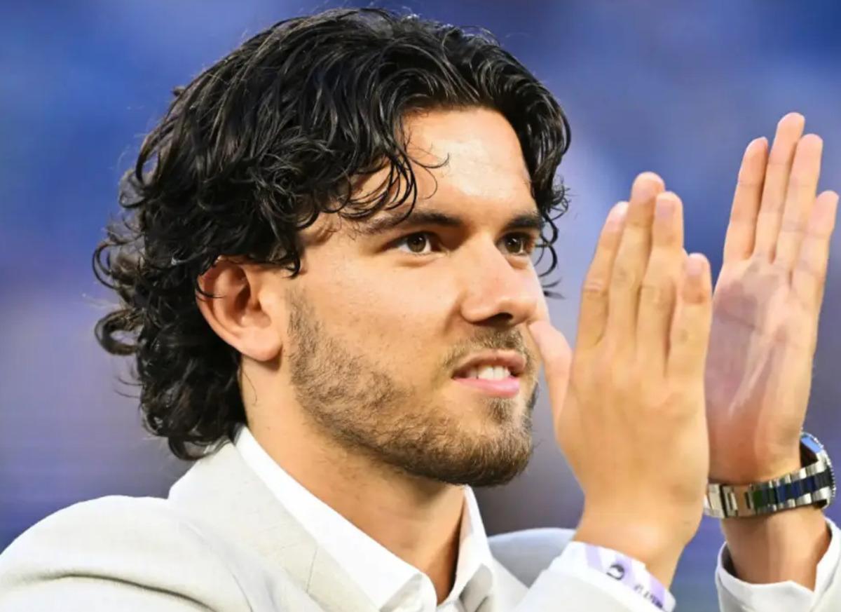 Ferdi Kadıoğlu yuvasına geri dönüyor! Fenerbahçe her an bitirebilir 2