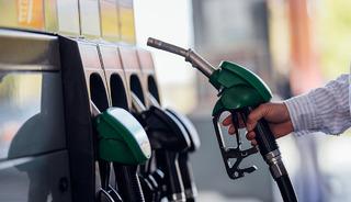 Benzine zam geldi: Tabela değişti