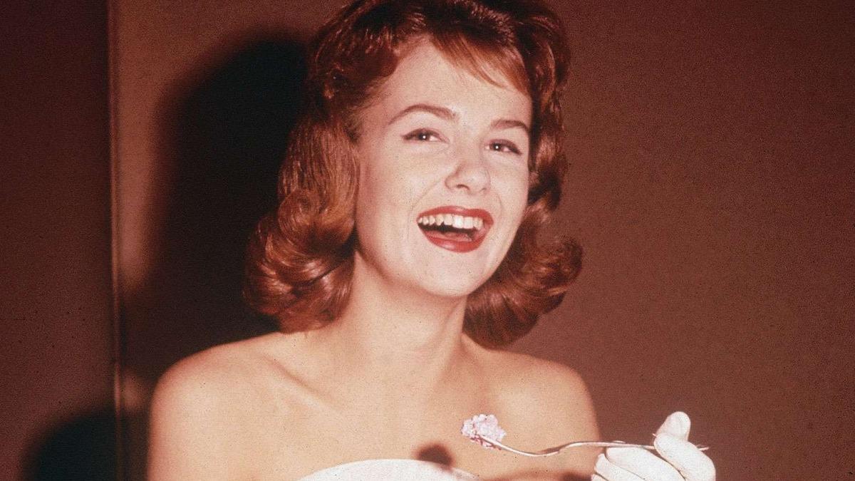Hollywood yıldızından acı haber! Shelley Fabares hayatını kaybetti - Magazin Haberleri