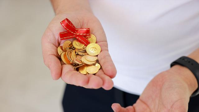 Çeyrek altın ne kadar oldu? Gram yükseldi: 25 Ağustos 2026 Salı altın fiyatları