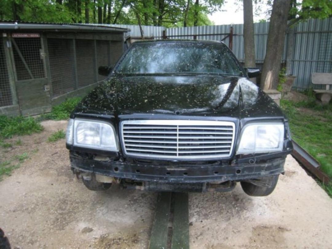 Rus m&uuml;hendis hurdadan canavar yarattı