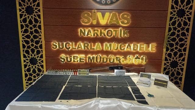 Sivas ta uyuşturucu operasyonunda yakalanan 11 zanlıdan 3 ü tutuklandı 1