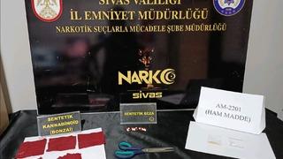 Sivas'ta uyuşturucu operasyonunda yakalanan 11 zanlıdan 3'ü tutuklandı