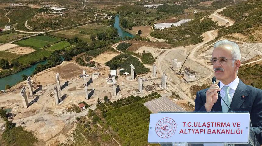 Bakan Uraloğlu a&ccedil;ıkladı: 2,5 saat s&uuml;ren yol 36 dakikaya d&uuml;ş&uuml;yor