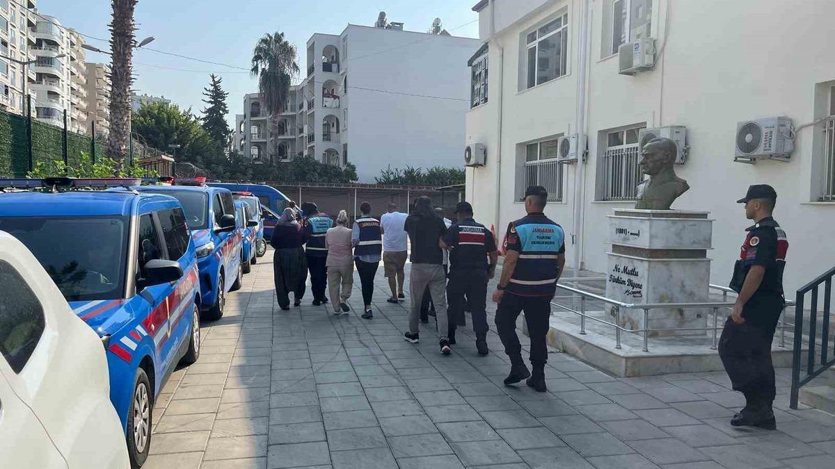 Mersin’de fuhuş operasyonu: 5 tutuklama - Mynet Yaşam