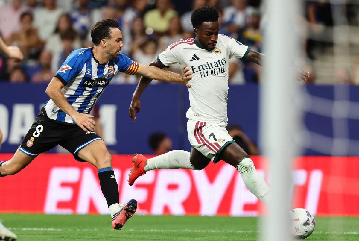 Real Madrid de Vinicius Jr dan Arda Güler e saha içinde büyük rest! "Hep aynı şey..." 2