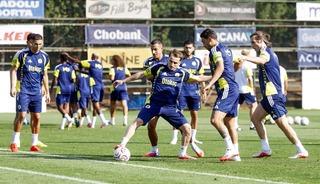 Tepkilere artık dayanamadı! Fenerbah&ccedil;eli yıldız Lyon ma&ccedil;ı &ouml;ncesi hesabını kapattı