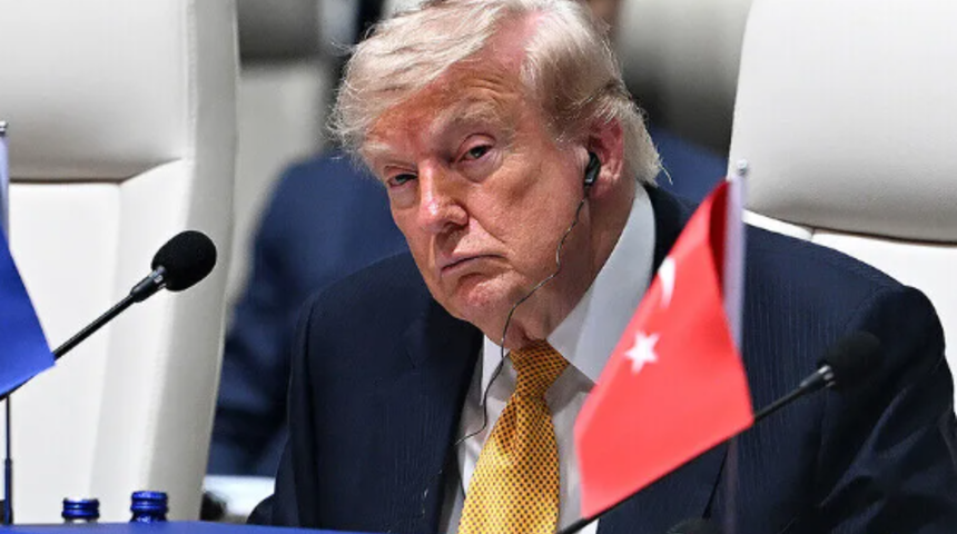 Trump'ın oğlu Barron Trump'ın başına 10 milyon dolarlık &ouml;d&uuml;l