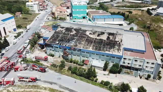 (Havadan fotoğraflarla) - Hadımköy'de yanan fabrikanın son durumu