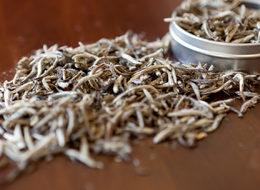 Beyaz çayın kilosu 4 bin TL'nin üzerinde! İşte beyaz çayın fayları