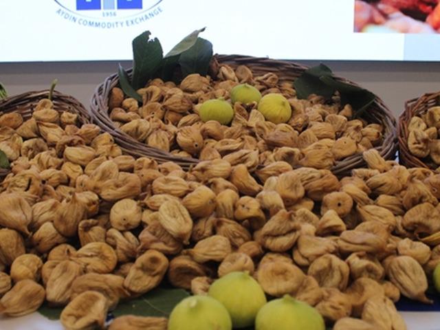 Aydın'da sezonun ilk kuru inciri kilogramı 850 liradan satıldı