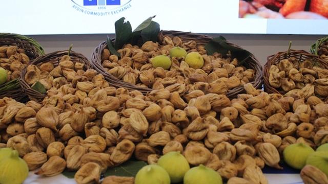 Aydın'da sezonun ilk kuru inciri kilogramı 850 liradan satıldı
