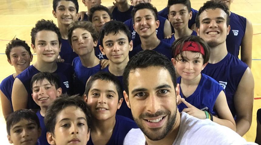 Anadol Efes Yaz Kampları Doğuş Balbay'ın katılımıyla başladı!