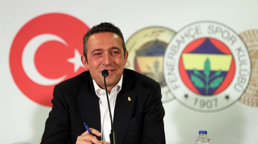 Fenerbahçe, futbolculara olan 15.2 milyon euroluk borcun ödendiğini açıkladı