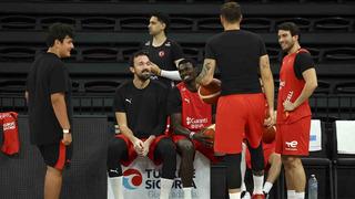 Milliler, Litvanya maçı hazırlıklarını sürdürdü