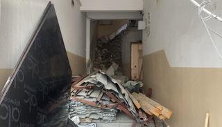 Fatih&rsquo;te yıkım sırasında bina &ccedil;&ouml;kt&uuml;: 2 yaralı