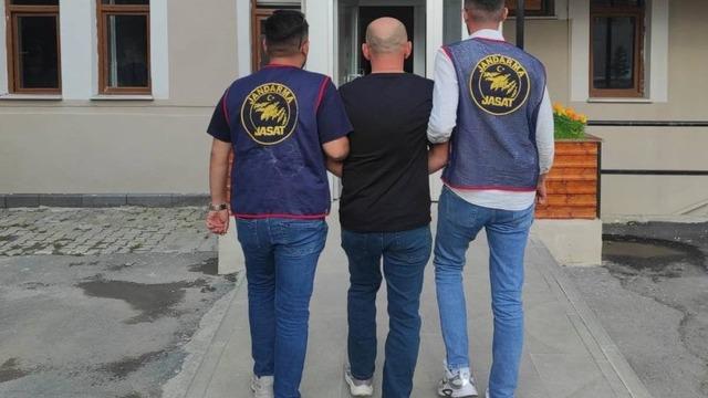 Bayburt’ta 12 yıl 6 ay hapis cezası bulunan hükümlü yakalandı