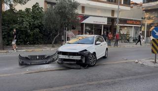 Yasak U d&ouml;n&uuml;ş&uuml; kazayla bitti: 1 yaralı