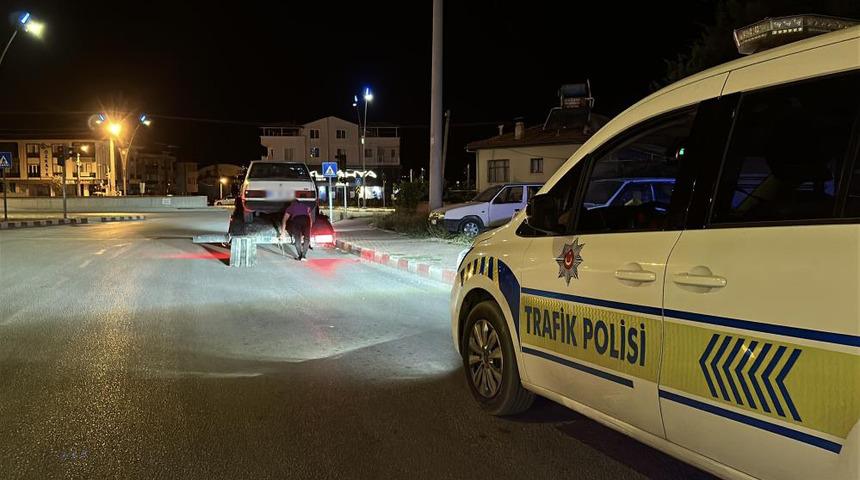 80 bin TL ceza yiyen oğlu babasını &ccedil;ağırdı, ona kesilen ceza arabanın fiyatını ge&ccedil;ti!