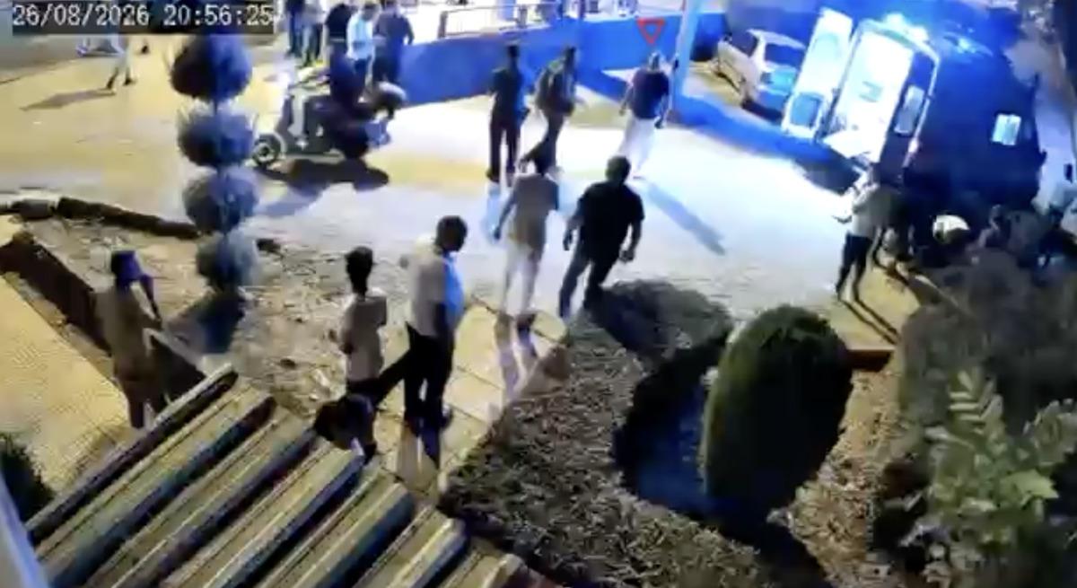 Kucağında &ccedil;ocuk varken katletti! Diyarbakır daki kahreden kadın cinayeti kamerada 6