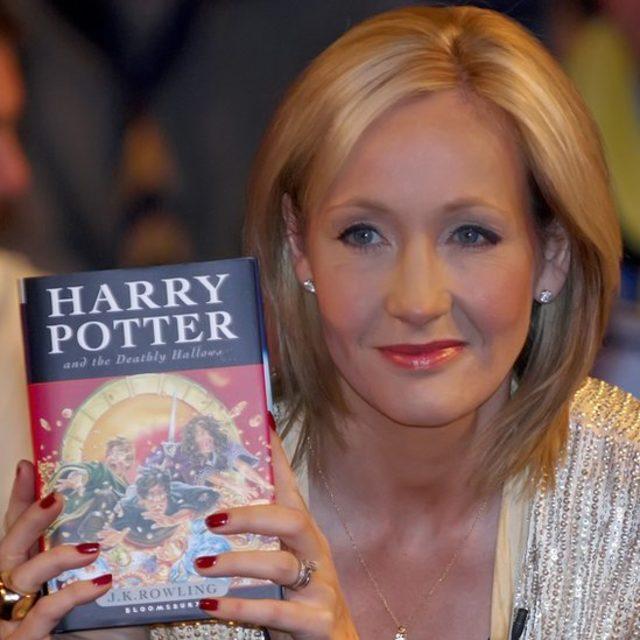 JK Rowling, olabilecek en kötü şey gerçekleştiğinde zaten korkunun azaldığını söylüyor.