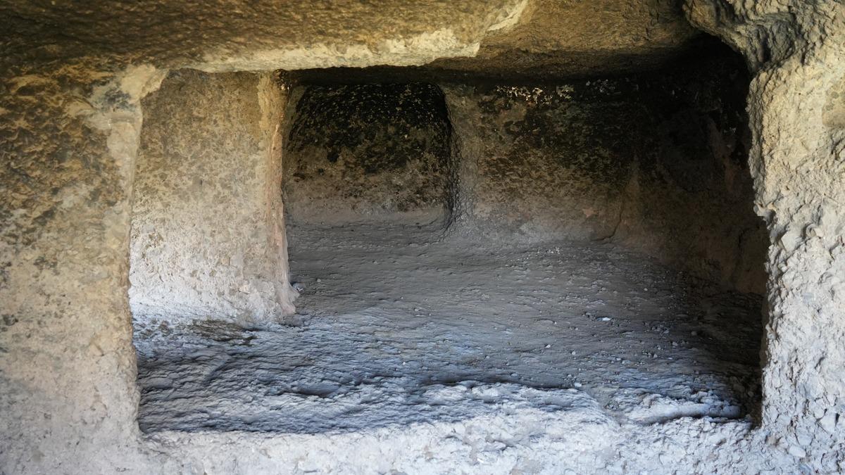 Tıpkı Ürgüp ve Göreme gibi: Başkent in saklı cenneti! Çay boyunca uzanıyor 2