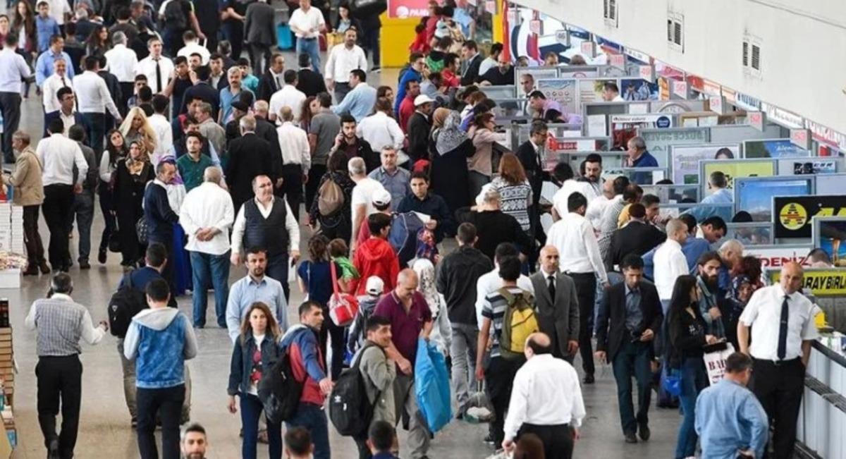 T&uuml;rkiye nin her yerinden otob&uuml;slere talep yağdı: Firmalar şof&ouml;rler i&ccedil;in harekete ge&ccedil;ti 2