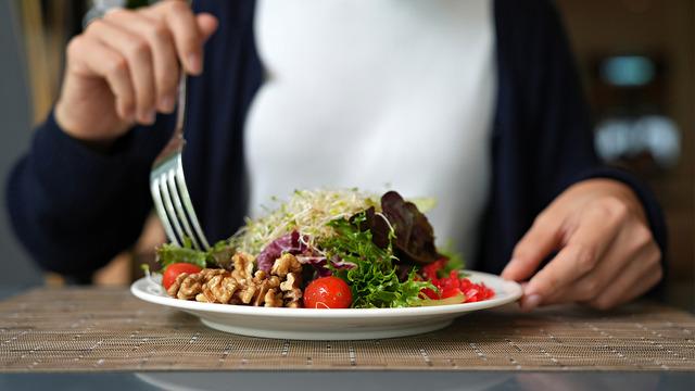 Kalori hesabı yapıyorum ama kilo veremiyorum” diyenler dikkat! Uzman gözden kaçan noktayı açıkladı