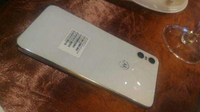 Motorola One serisine iki yeni telefon ekleniyor