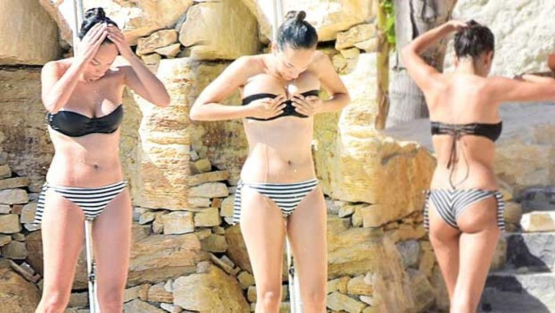 Duygu Sarışın duşta!