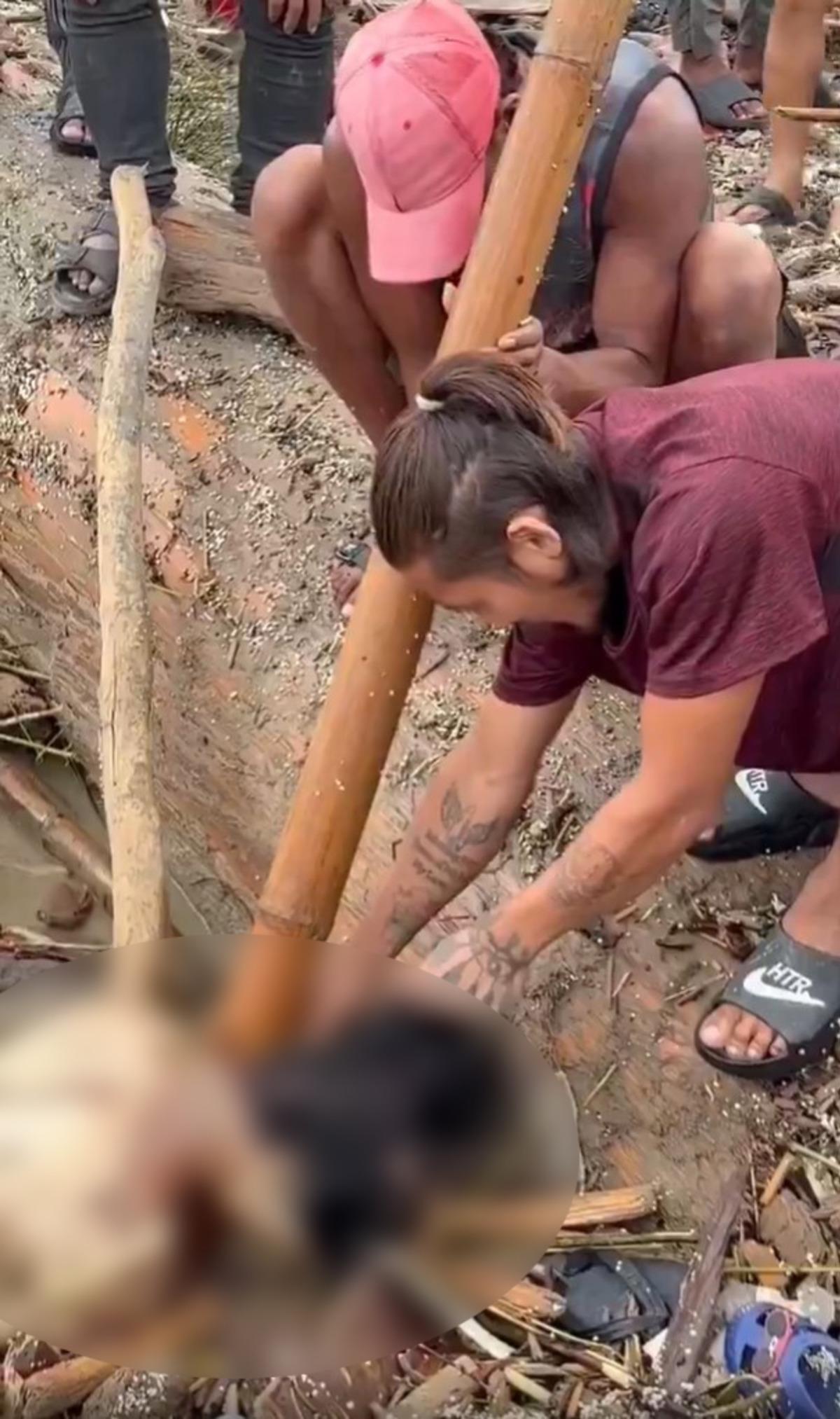 Cesetler &uuml;zerinde talan yarışı: Nepal deki sel felaketinde insanlık dışı g&ouml;r&uuml;nt&uuml;ler! 9