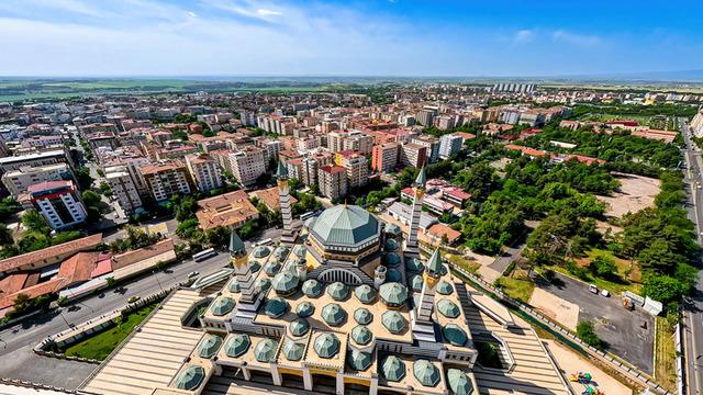 Türkiye'nin en kalabalık mahallesi belli oldu! Ne İstanbul ne de Ankara'da
