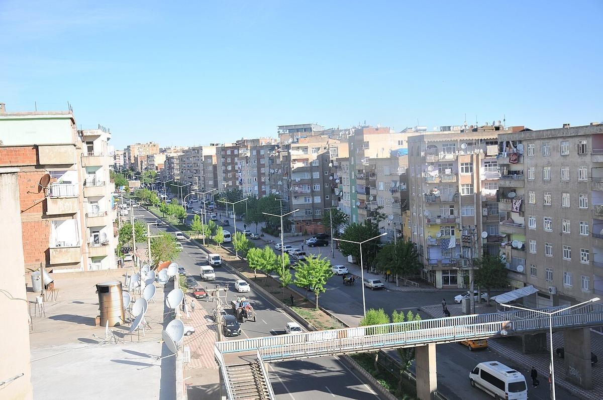 T&uuml;rkiye nin en kalabalık mahallesi belli oldu! Ne İstanbul ne de Ankara da 1
