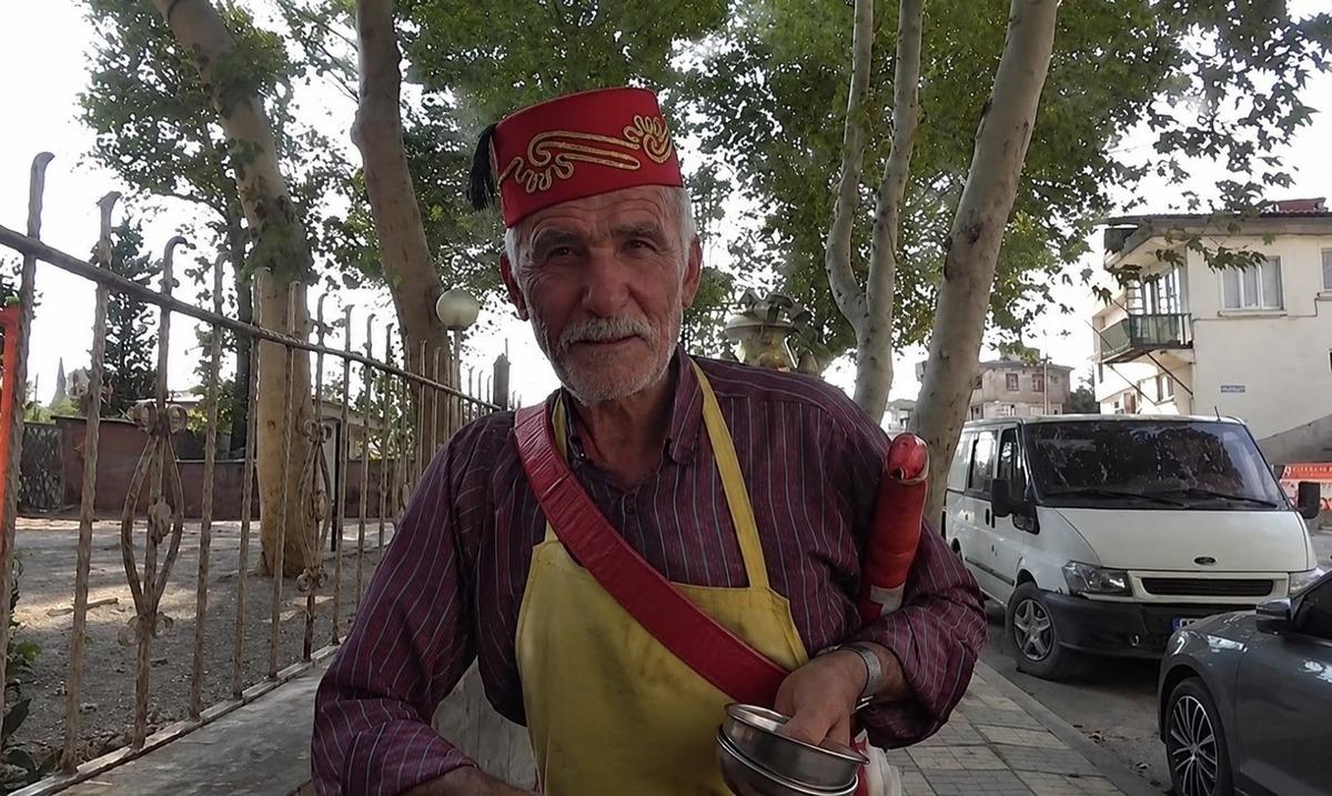 15 dakikada çay gibi demleniyor: "Kahramanmaraş ın milli içeceği" şifa saçıyor 4