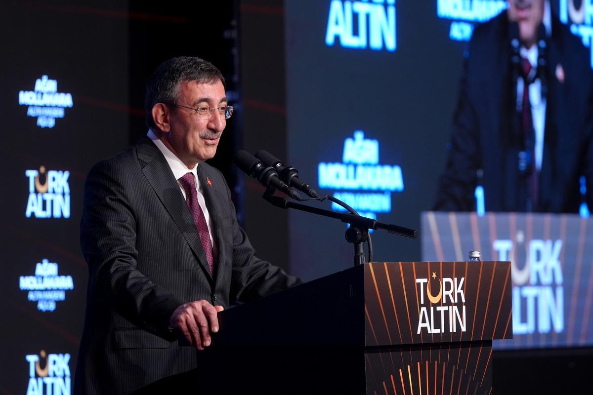 Tonlarca altın &uuml;retilecek! Cumhurbaşkanı Yardımcısı Yılmaz a&ccedil;ıkladı 1