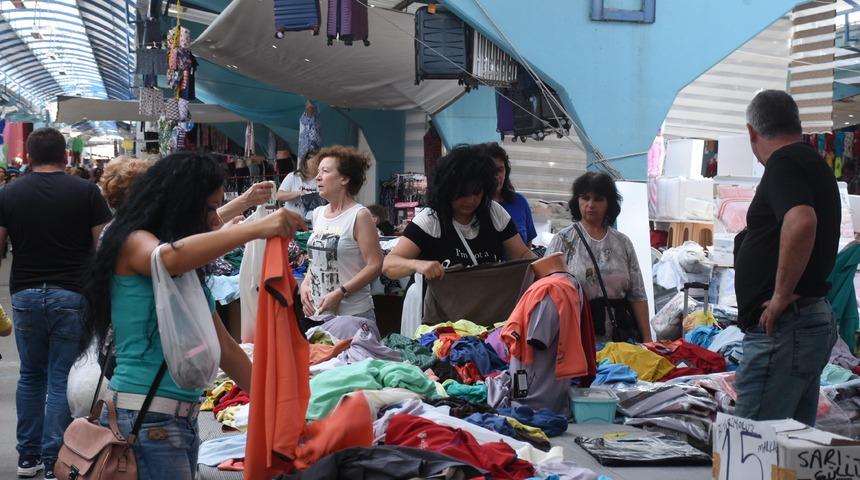 Dövizde kur farkı arttı, Bulgarlar Edirne'ye akın etti