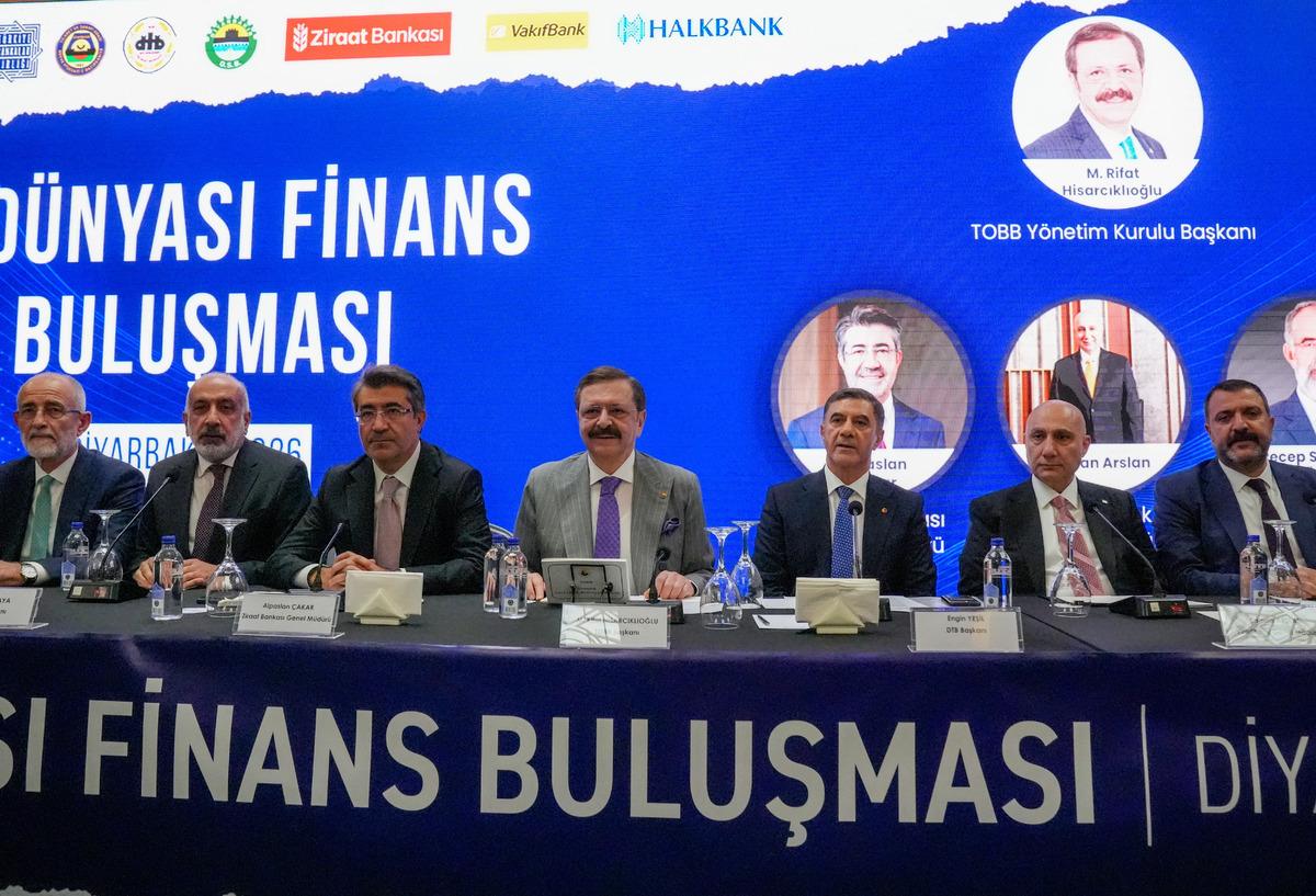 Kredi çekeceklerin beklediği haber! Faizlerde 2-3 puanlık indirim geliyor: Tarih verildi 2
