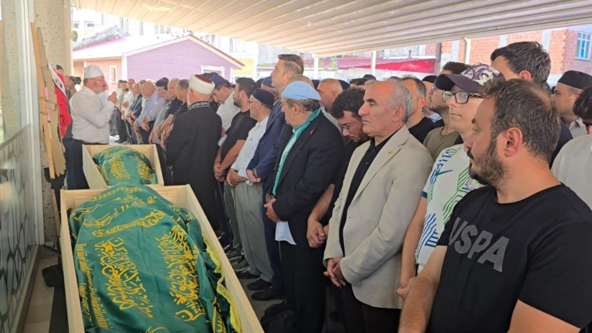 Rize’de denizde boğulan iki kardeş son yolculuklarına uğurlandı - Güncel Haberler